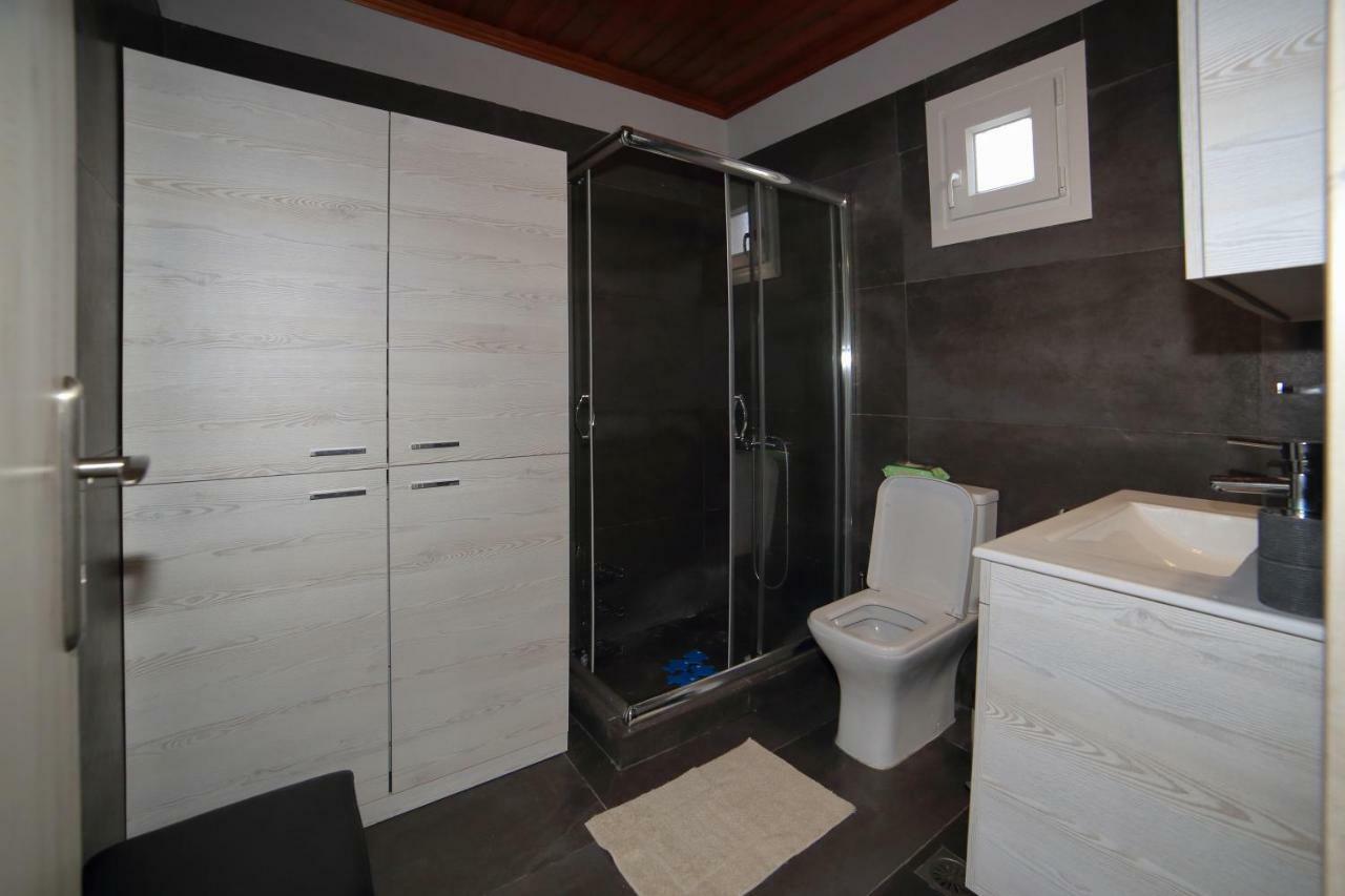 House Loana Villa เนโอสมาร์มาราส ภายนอก รูปภาพ